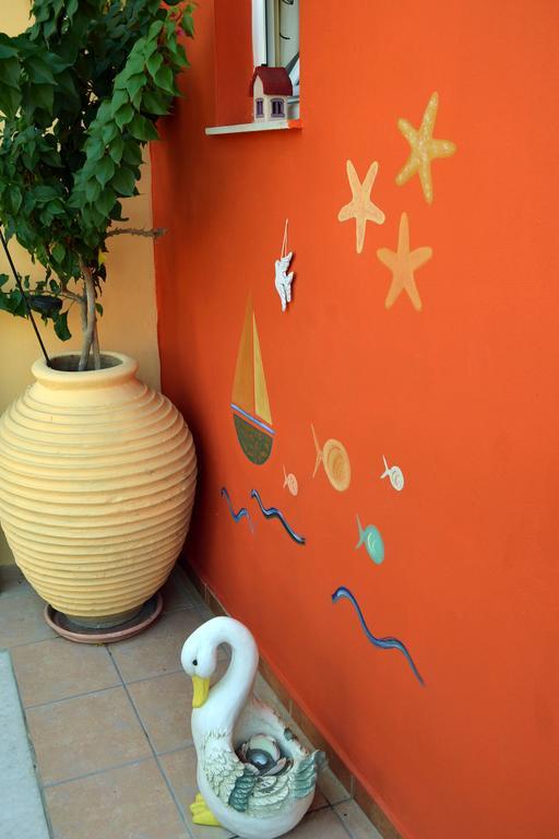 Gradma Katina Apartment Platanias  Bagian luar foto